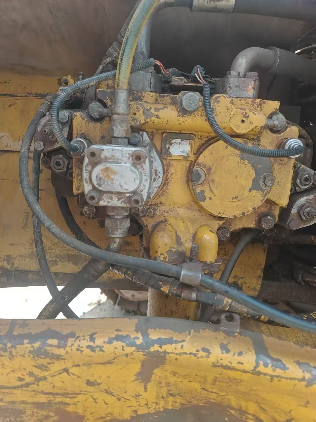 Buy Caterpillar 320CL Used Excavator / 3