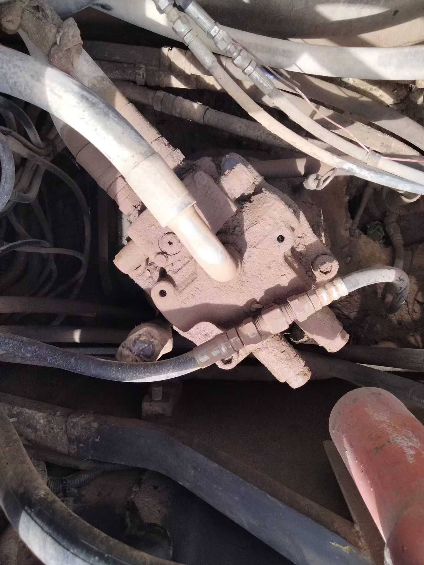 Buy Sumitomo SH240-3 Used Excavator / 5