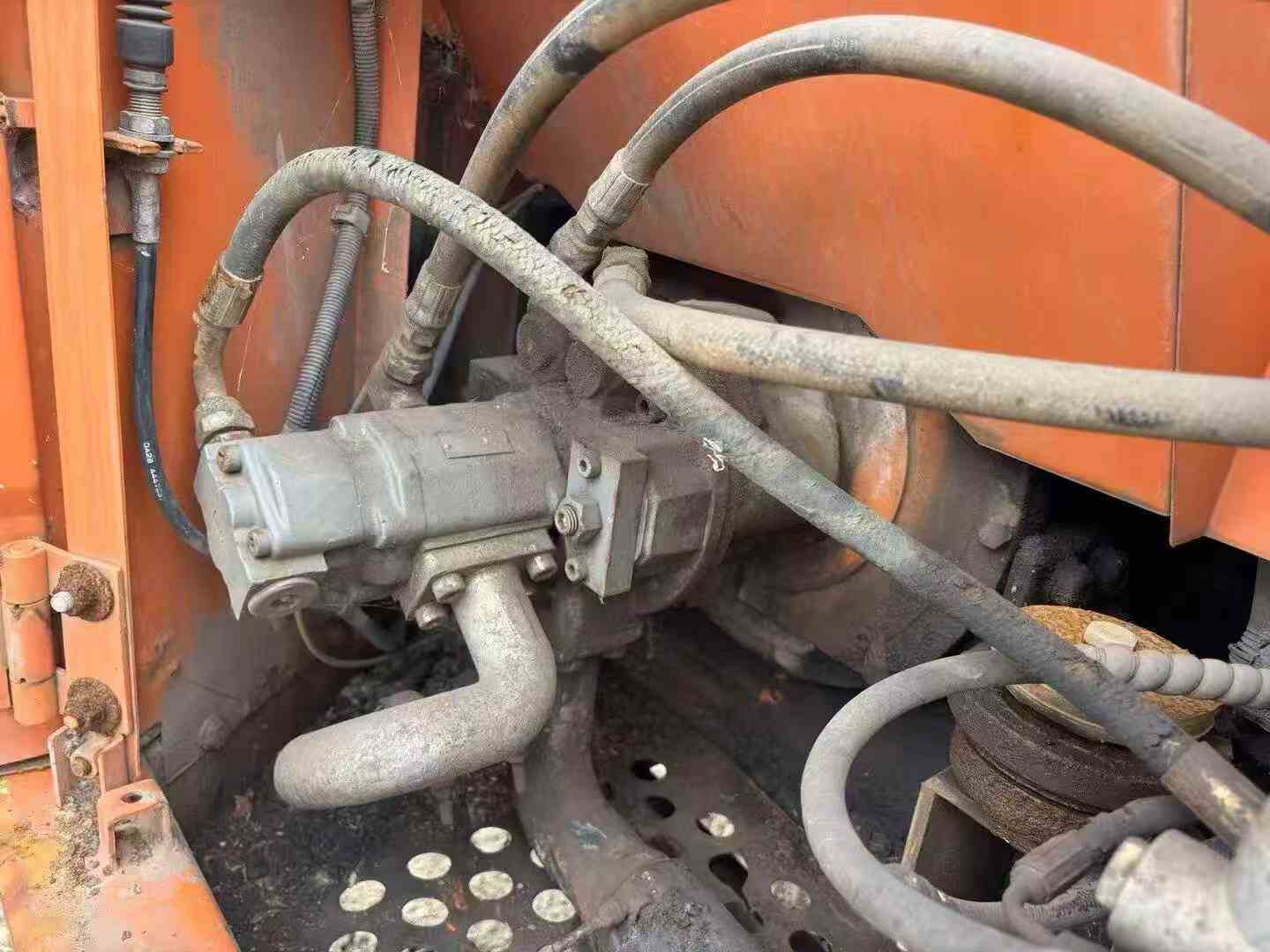 Buy Hitachi ZX60 Used Excavator / 4
