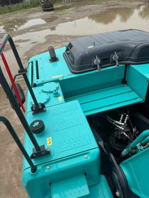 Buy Kobelco SK200-12 Used Excavator / 4 Buy Kobelco SK200-12 Used Excavator / 4