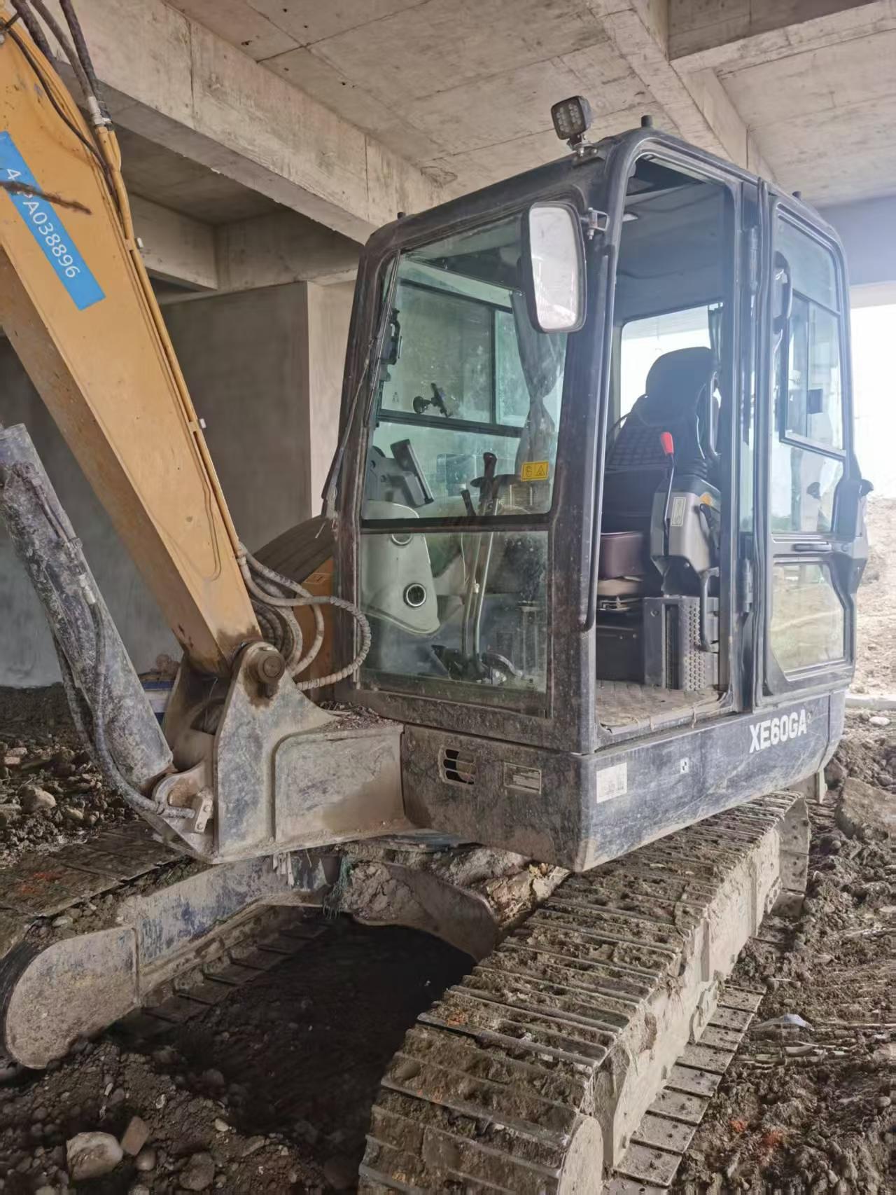 Buy XCMG XE60 Used Excavator / 3