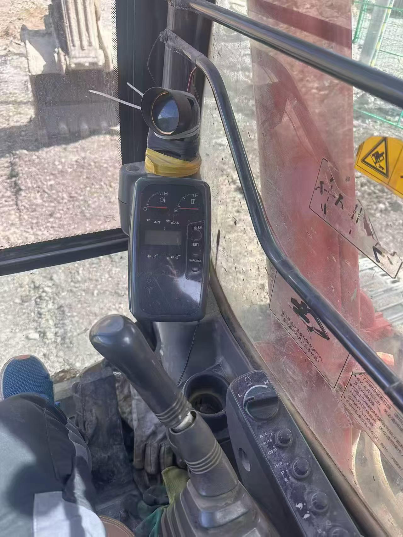 Buy Hitachi EX230-6 Used Excavator / 7