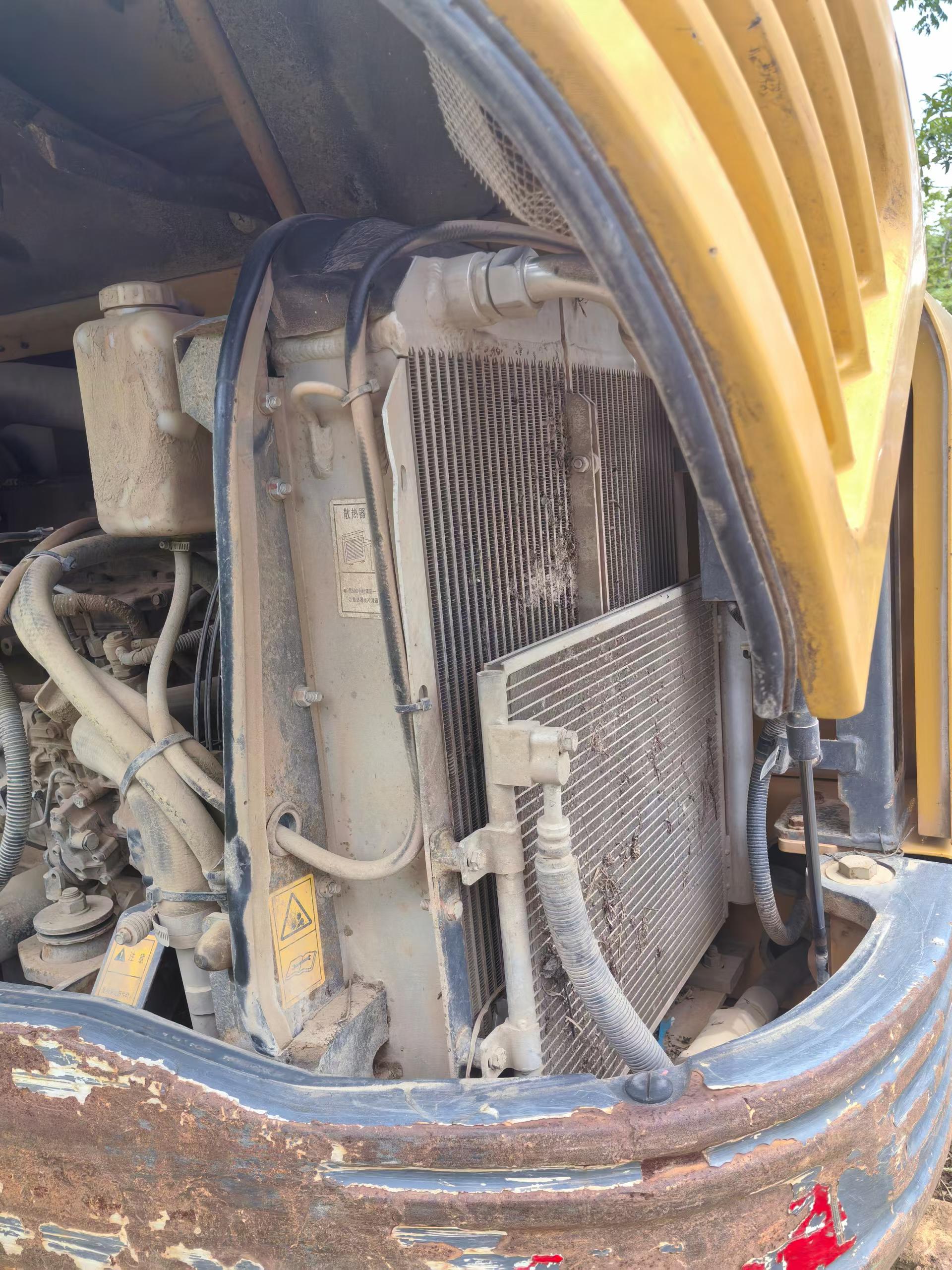 Buy XCMG XE65D Used Excavator / 9