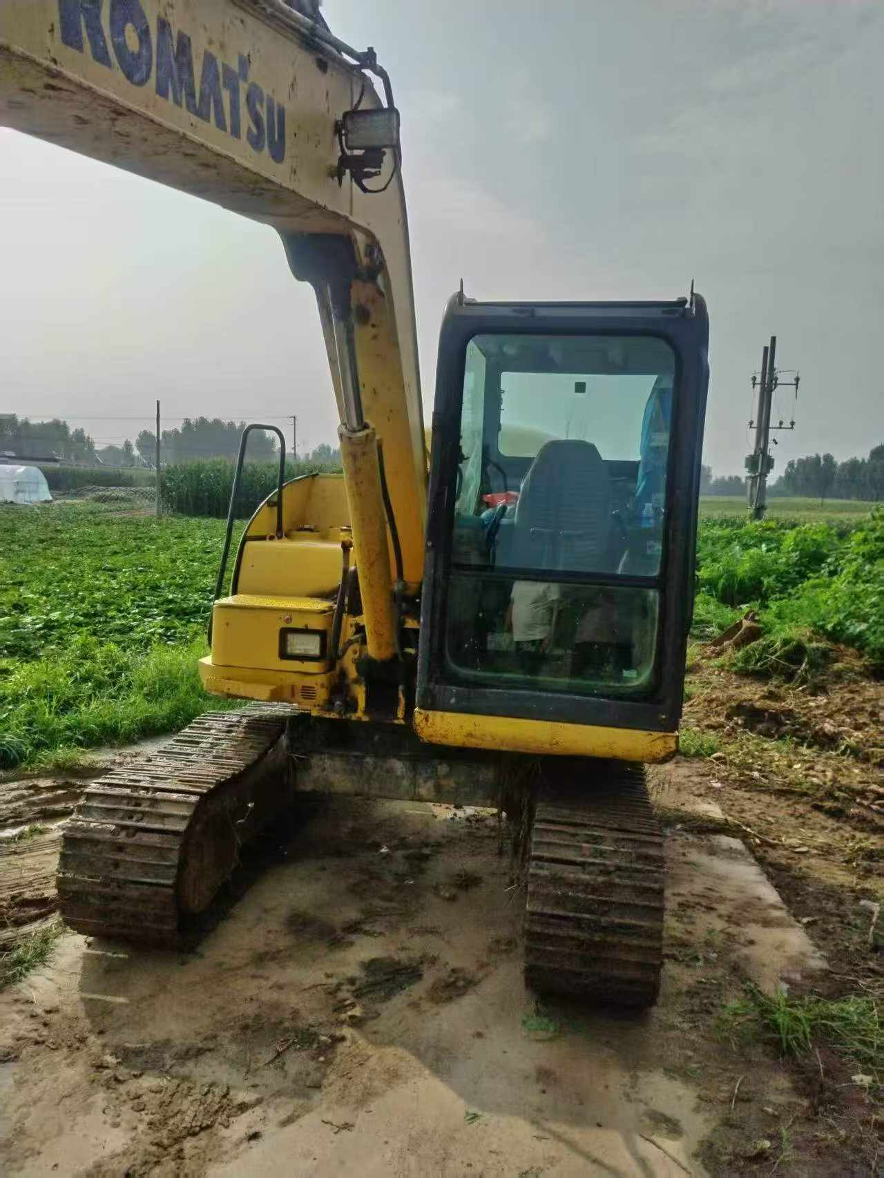Buy Komatsu PC60-8 Used Excavator / 2