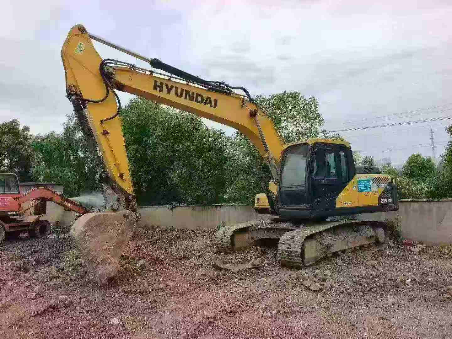 Buy Hyundai R215-7 Used Excavator / 8