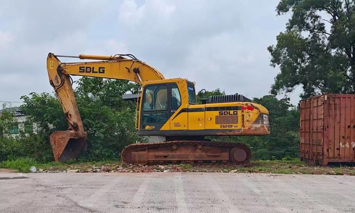Buy XCMG XE210 Used Excavator / 1