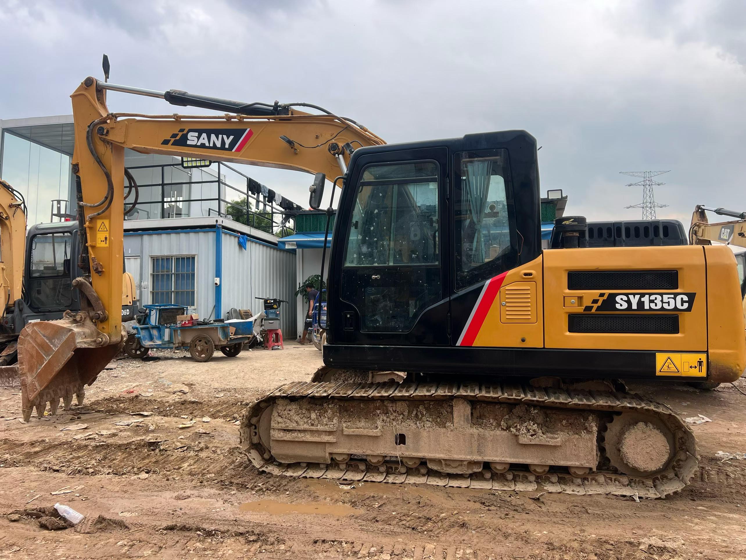 Buy Sany SY135 Used Excavator / 2 Buy Sany SY135 Used Excavator / 2