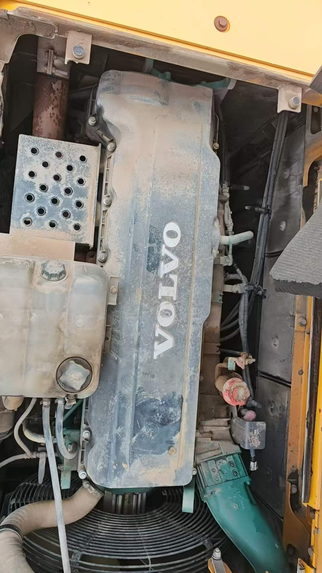 Buy Volvo EC480D Used Excavator / 2 Buy Volvo EC480D Used Excavator / 2