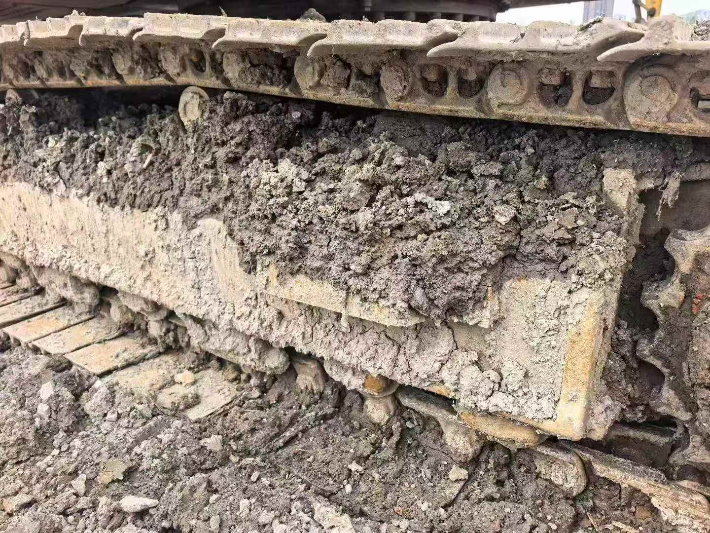 Buy Hitachi ZX240-5A Used Excavator / 9 Buy Hitachi ZX240-5A Used Excavator / 9