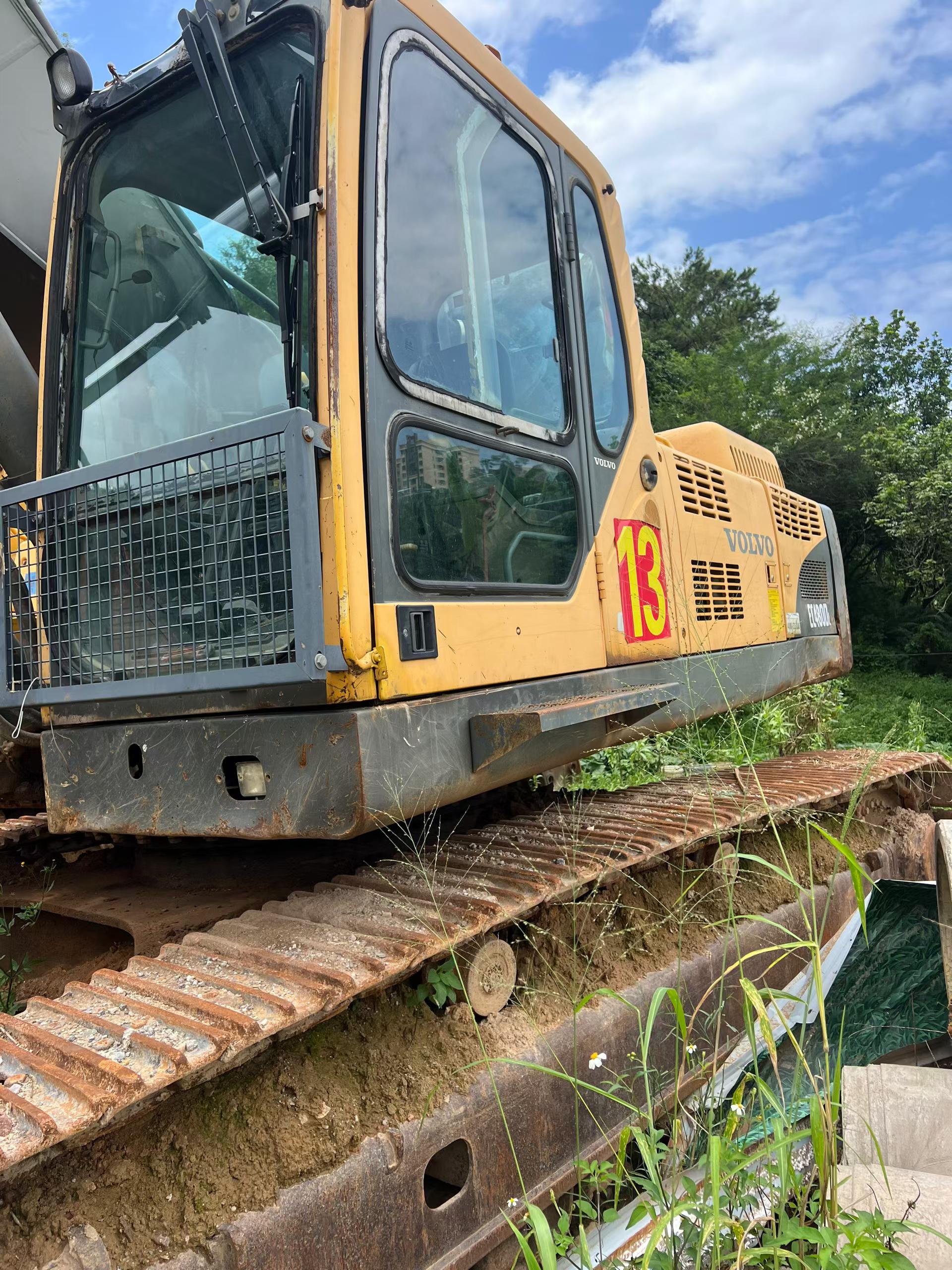 Buy Volvo EC460 Used Excavator / 3