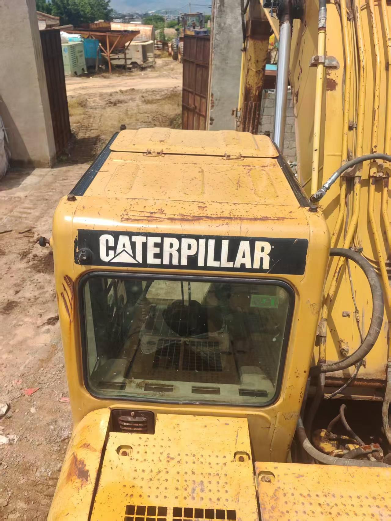 Buy Caterpillar 320CL Used Excavator / 2