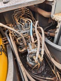 Buy Volvo EC200 Used Excavator / 4 Buy Volvo EC200 Used Excavator / 4