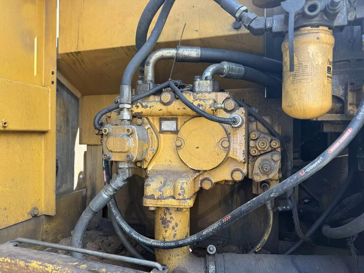 Buy Caterpillar 320D Used Excavator / 4
