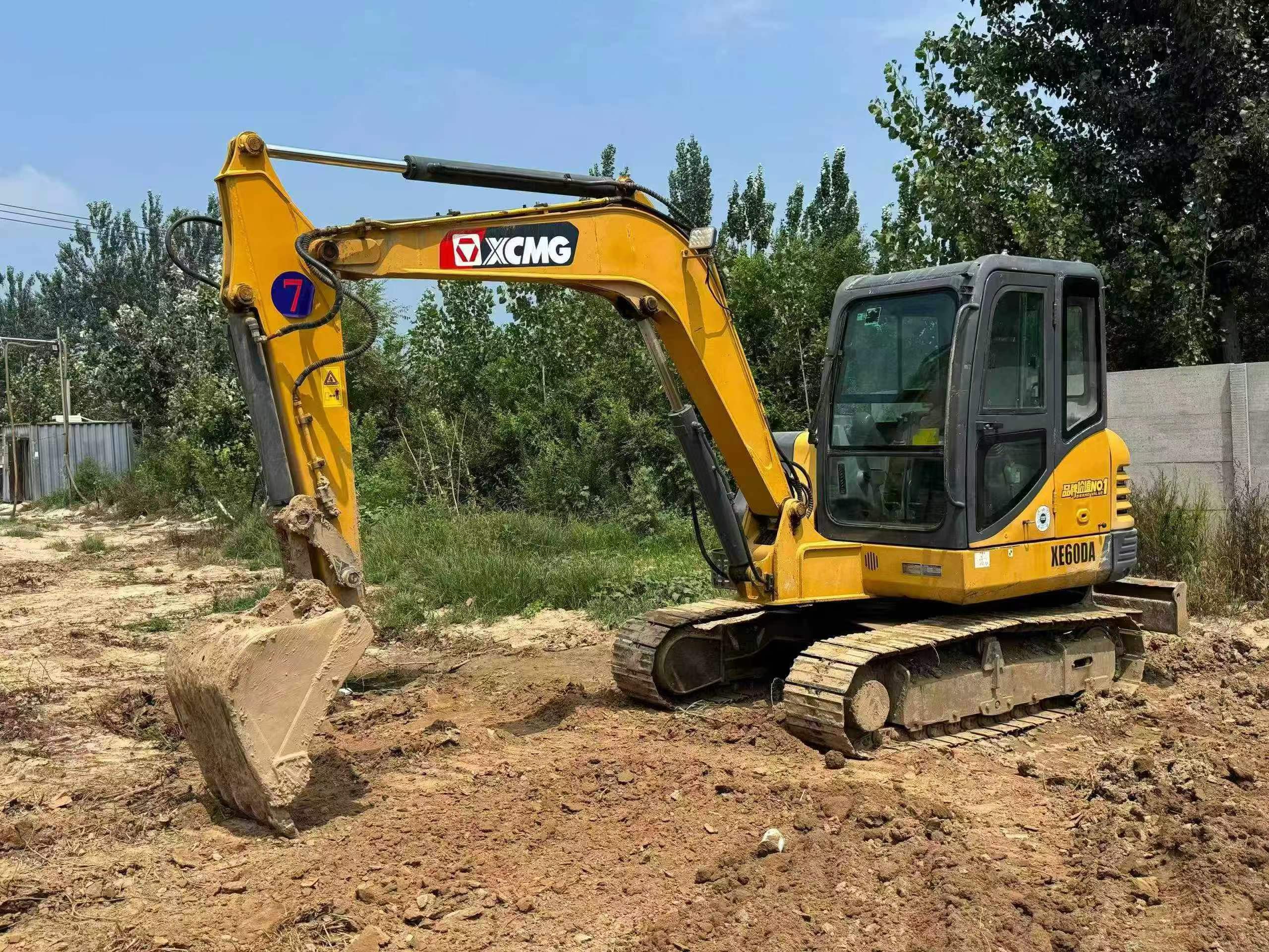 Buy XCMG XE60 Used Excavator / 3