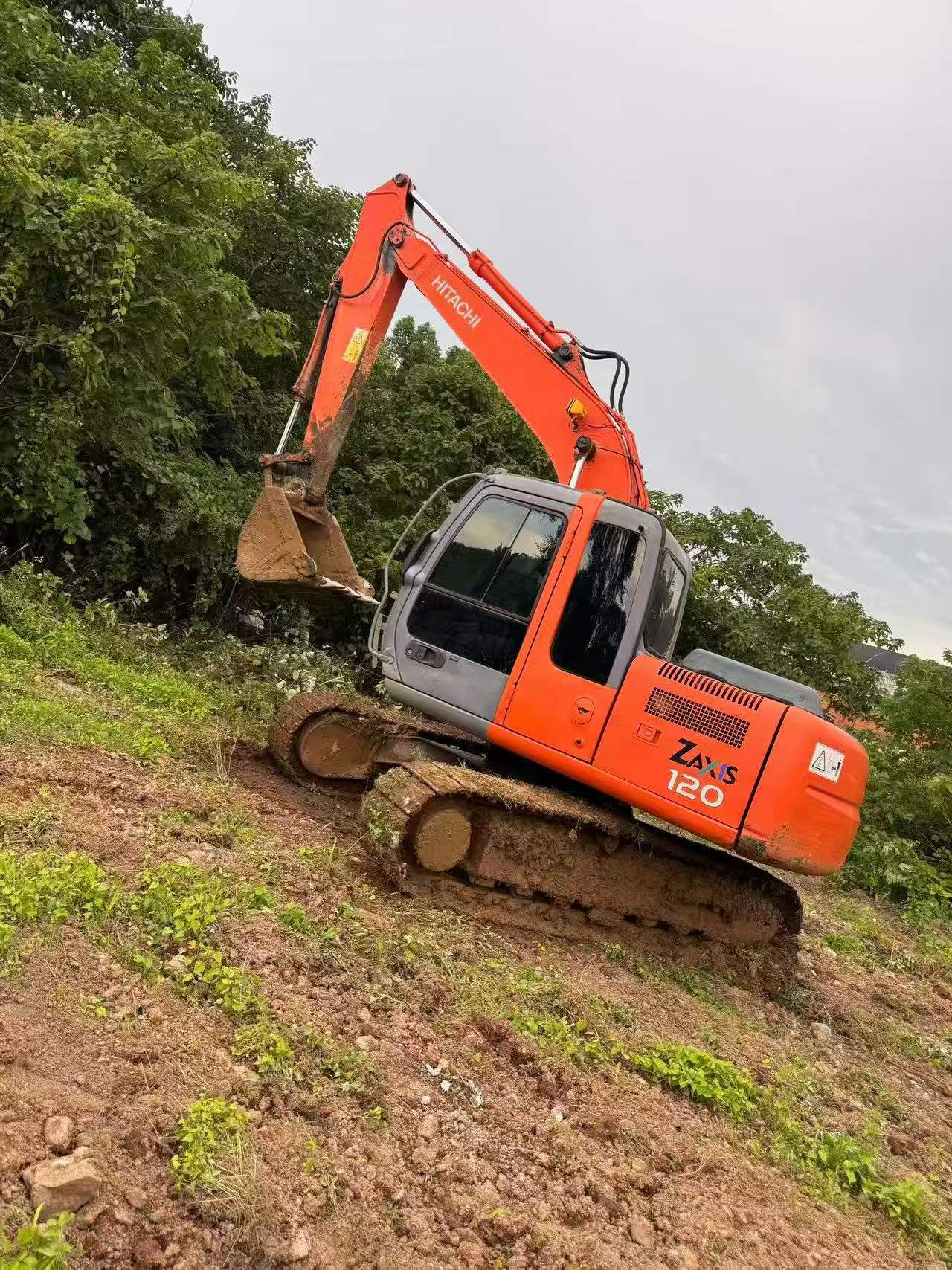Buy Hitachi EX120 Used Excavator / 1