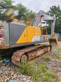 Buy Volvo EC200 Used Excavator / 2 Buy Volvo EC200 Used Excavator / 2