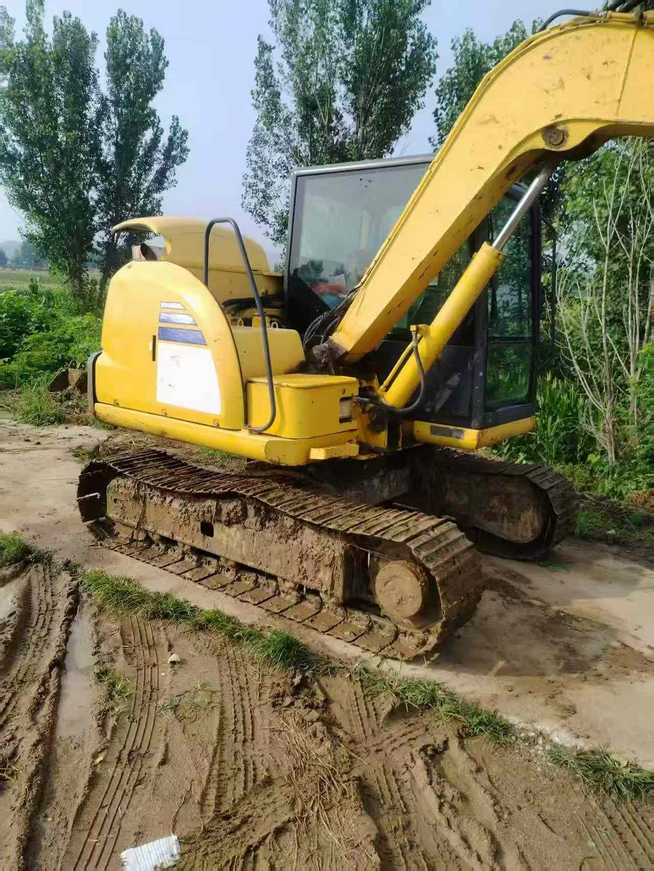 Buy Komatsu PC60-8 Used Excavator / 3