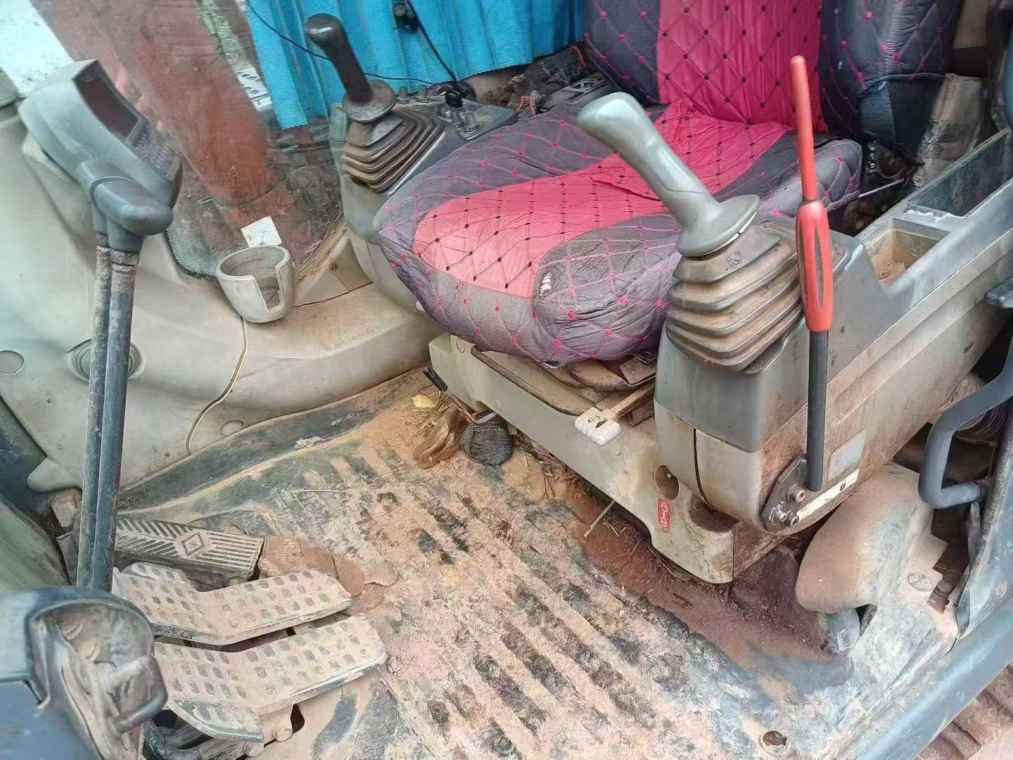 Buy Hitachi Used Excavator / 8
