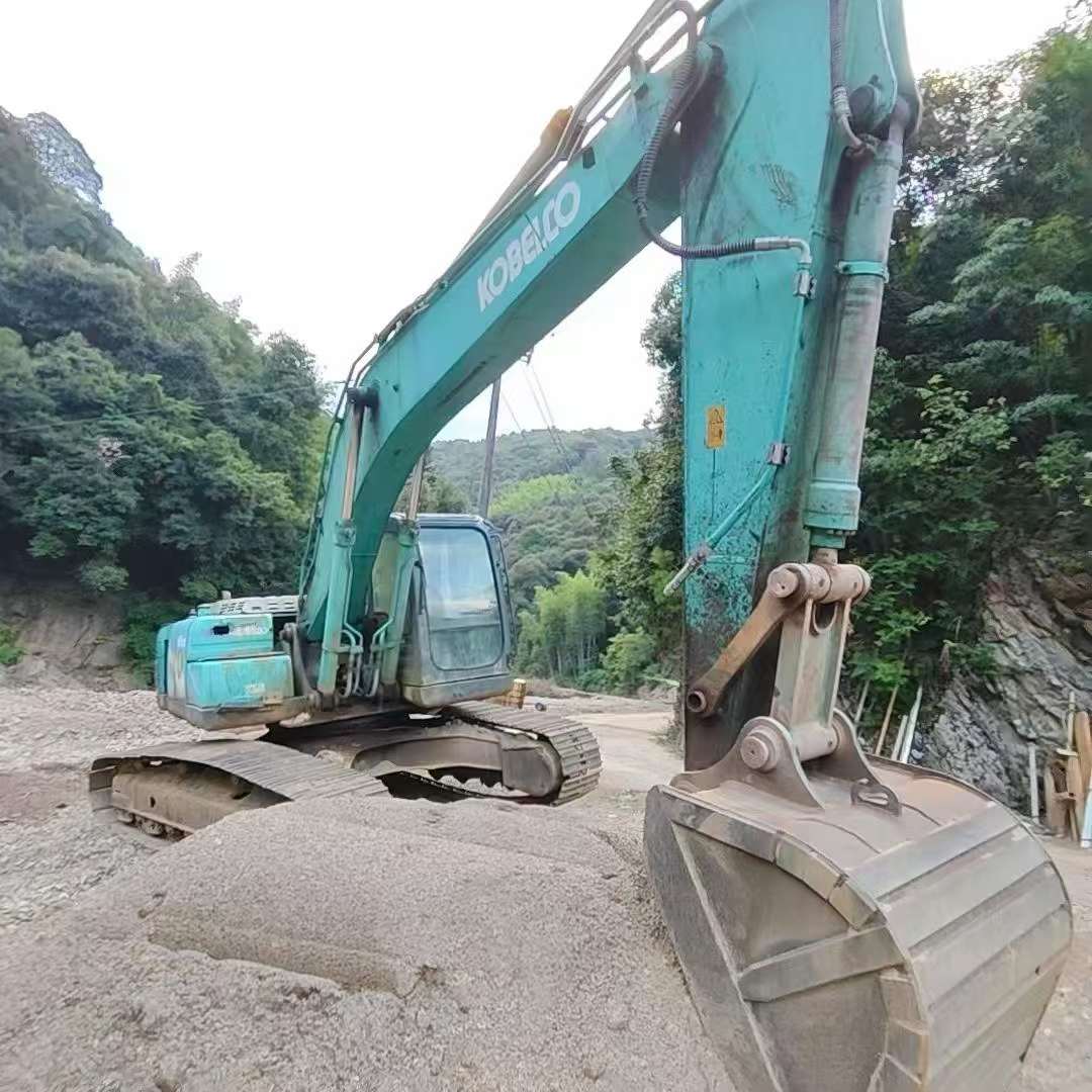 Buy Kobelco SK210 Used Excavator / 5