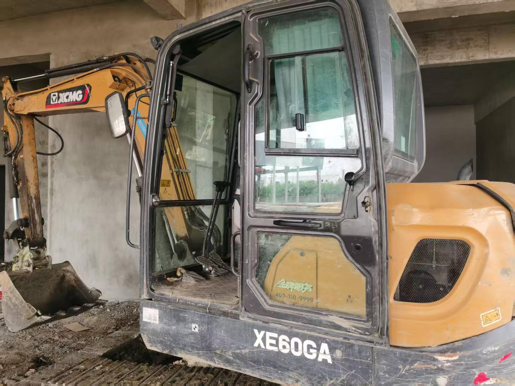 Buy XCMG XE60 Used Excavator / 2