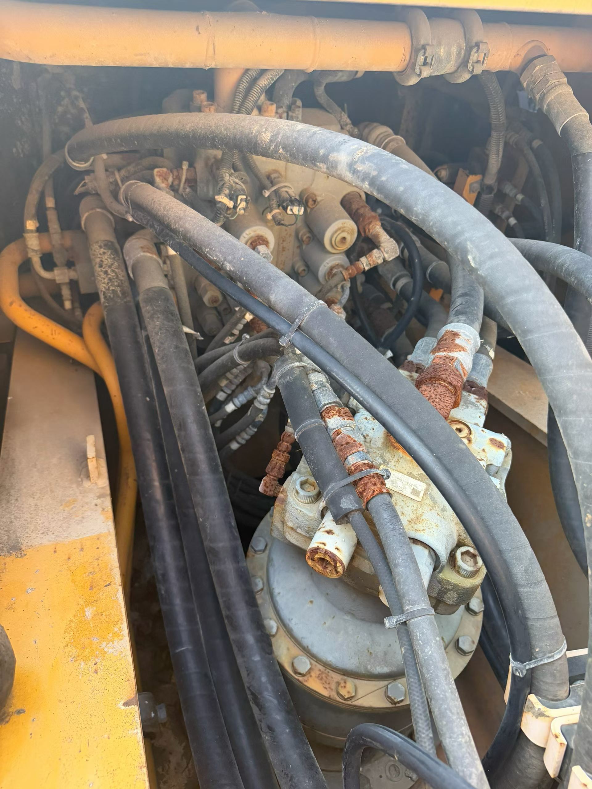 Buy Kato Used Excavator / 2