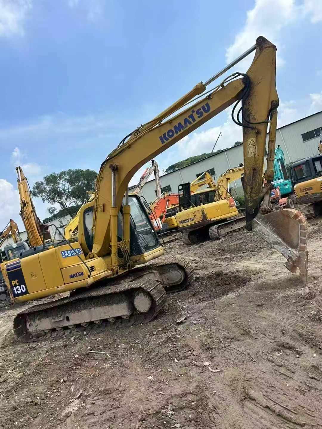 Buy Komatsu PC120-6 Used Excavator / 3