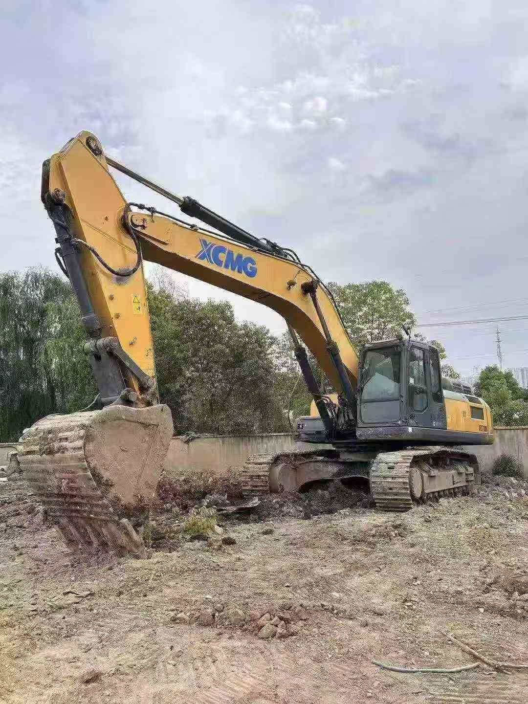 Buy XCMG XE370 Used Excavator / 2