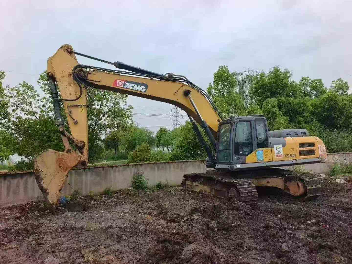 Buy XCMG XE380K Used Excavator / 2