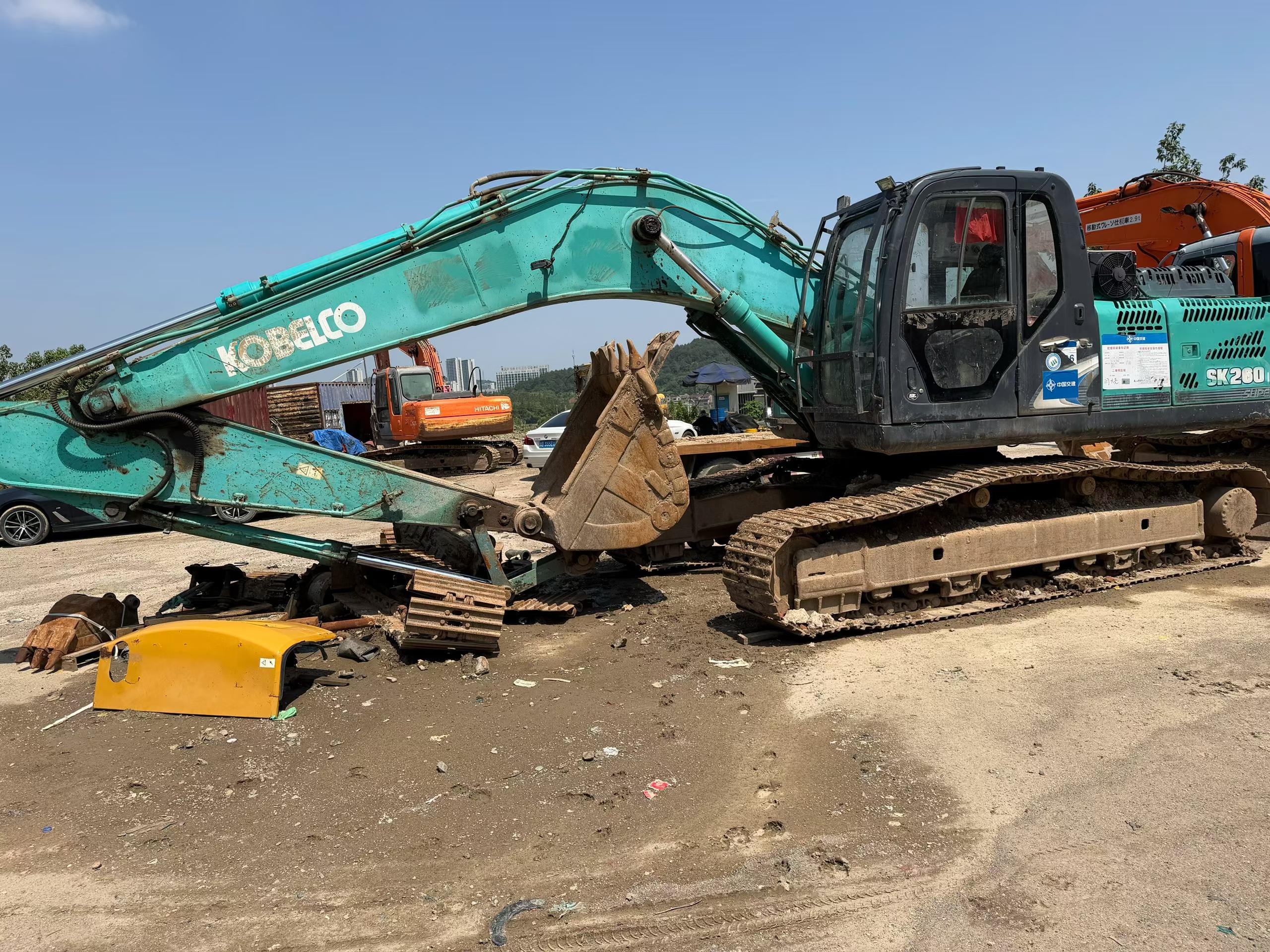 Buy Kobelco SK260 Used Excavator / 2 Buy Kobelco SK260 Used Excavator / 2