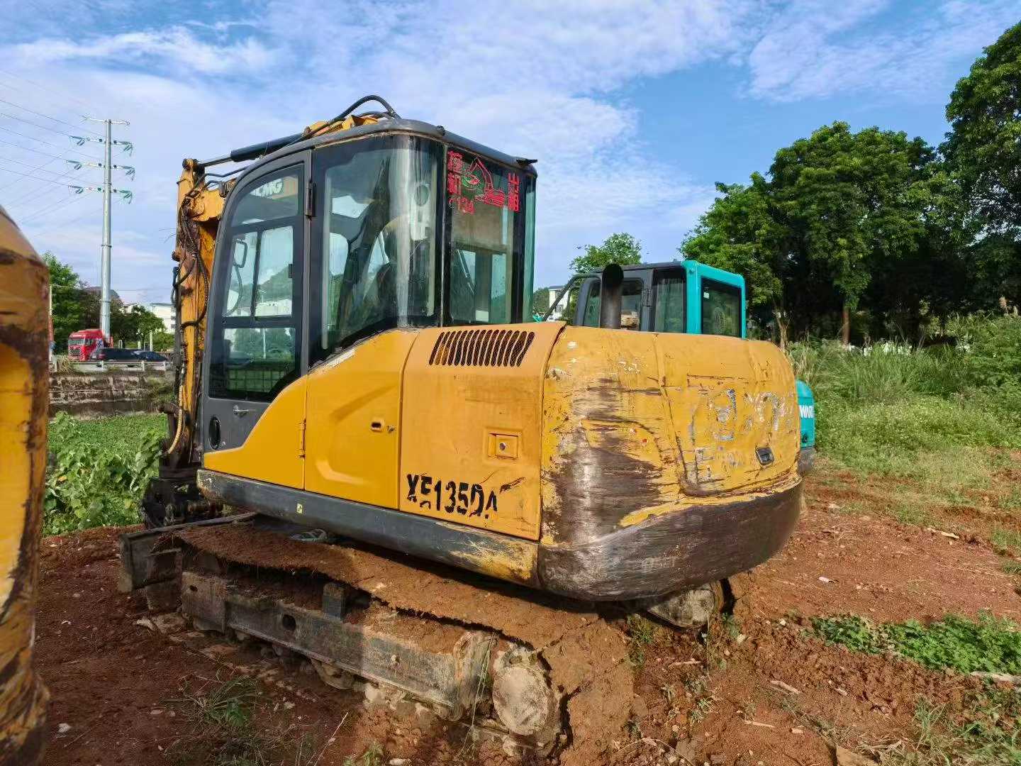 Buy XCMG XE75C Used Excavator / 3