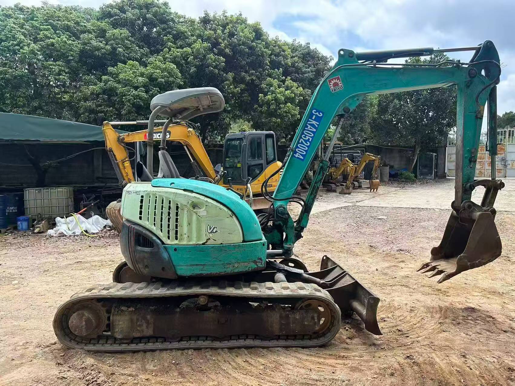 Buy Yanmar Vio40-3 Used Excavator / 2