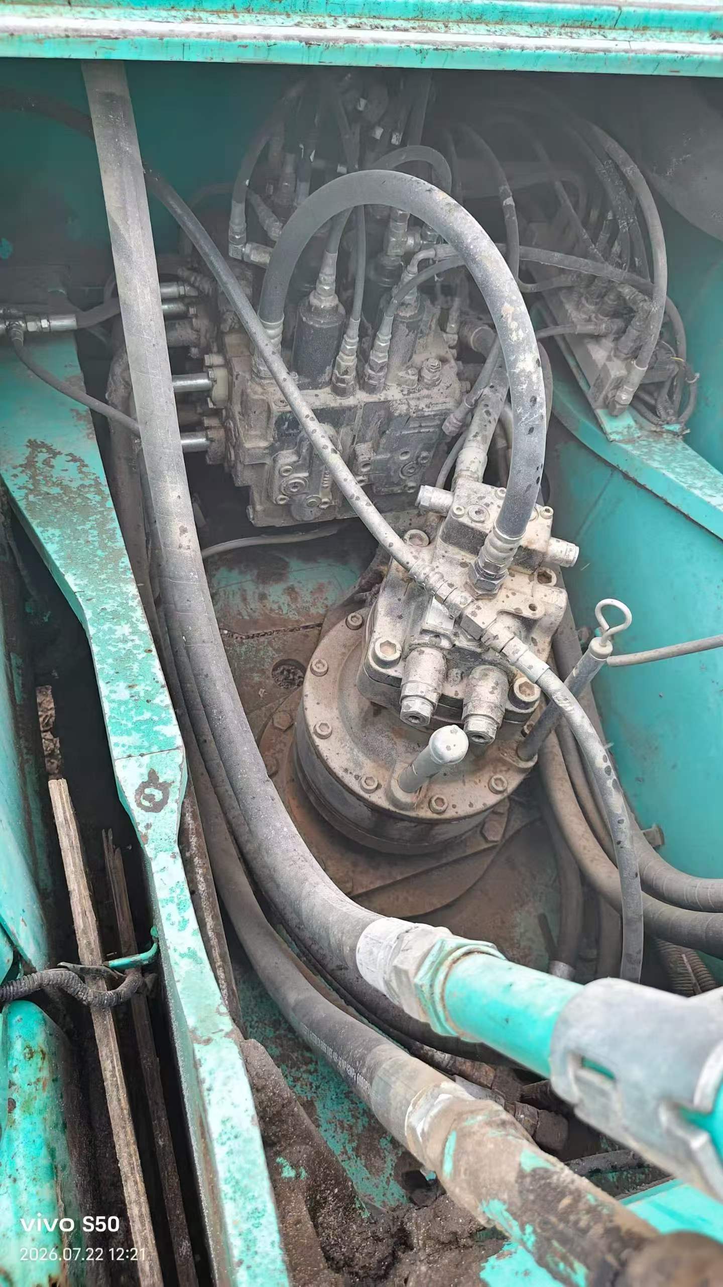 Buy Kobelco SK2008 Used Excavator / 9 Buy Kobelco SK2008 Used Excavator / 9