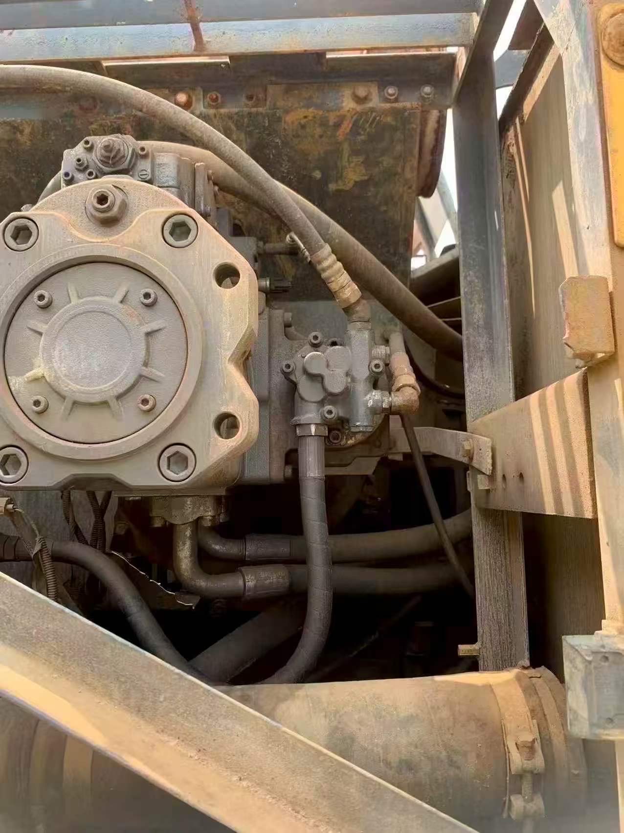 Buy Sumitomo SH460A5 Used Excavator / 4 Buy Sumitomo SH460A5 Used Excavator / 4