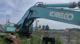 Buy Kobelco SK350-8 Used Excavator / 4 Buy Kobelco SK350-8 Used Excavator / 4