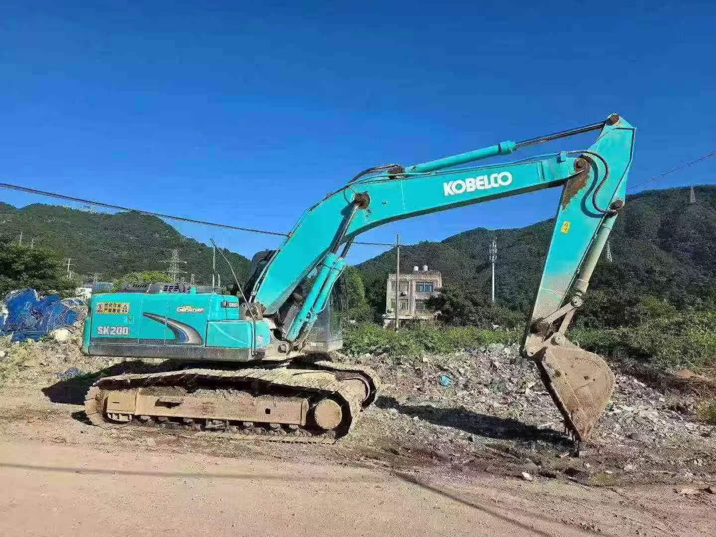 Buy Kobelco SK2008 Used Excavator / 2 Buy Kobelco SK2008 Used Excavator / 2