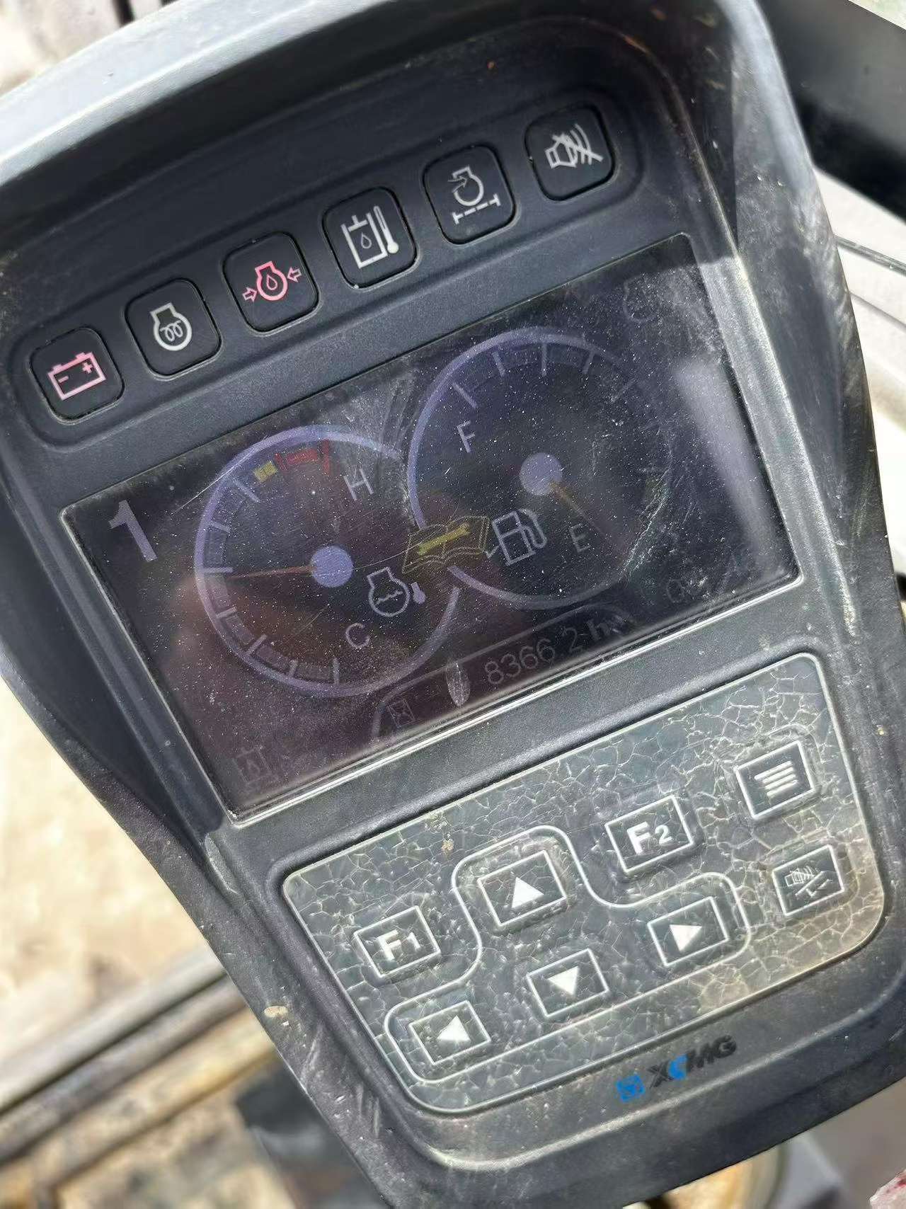 شراء حفارة XCMG XE85C مستعملة / 5