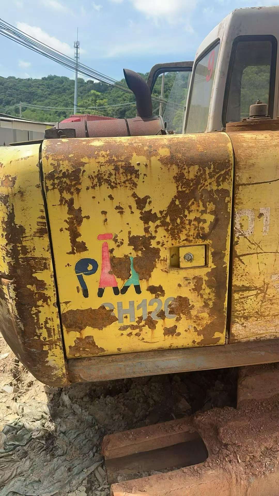 Buy Sumitomo SH120 Used Excavator / 2 Buy Sumitomo SH120 Used Excavator / 2