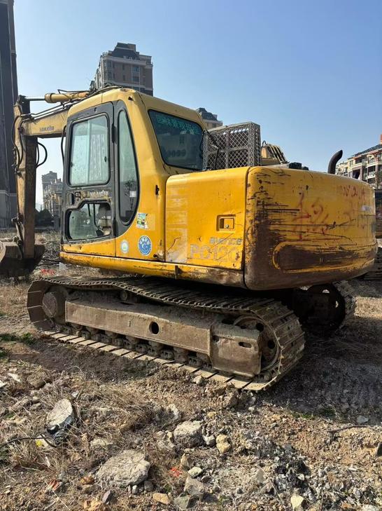 Buy Komatsu PC120-6 Used Excavator / 1
