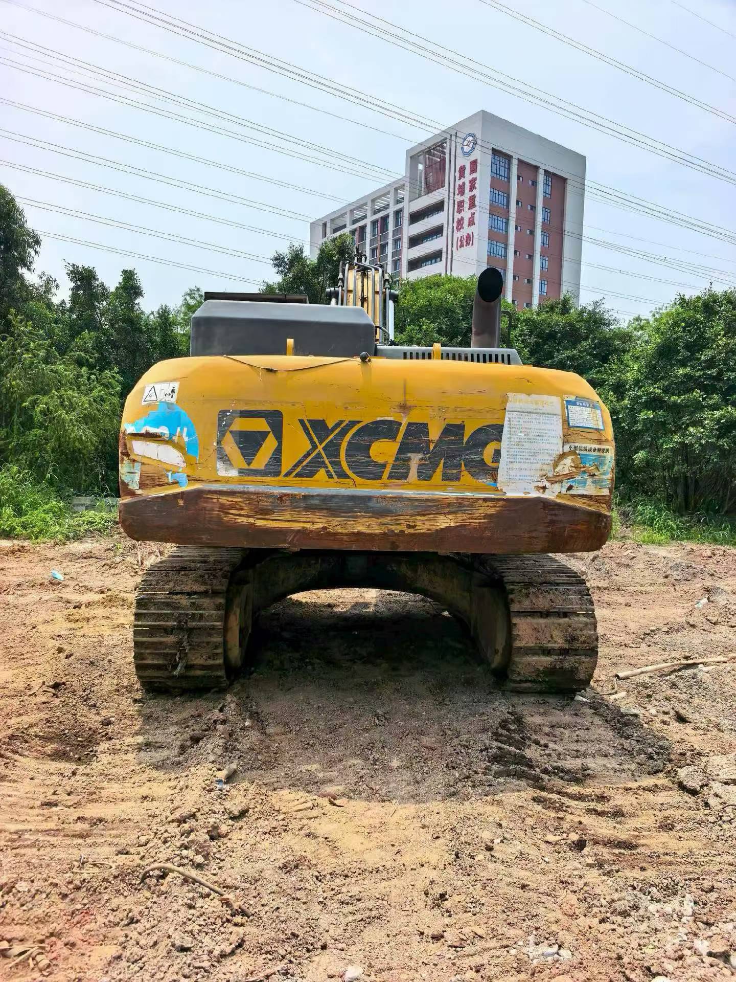 Buy XCMG XE335C Used Excavator / 3 Buy XCMG XE335C Used Excavator / 3
