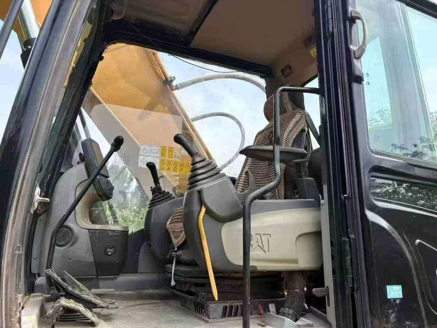 Buy Caterpillar 326DL Used Excavator / 5