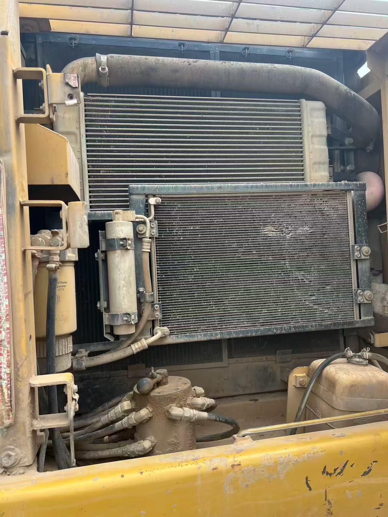 Buy Caterpillar 320D Used Excavator / 6