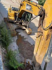 Buy Sany SY245H Used Excavator / 4 Buy Sany SY245H Used Excavator / 4
