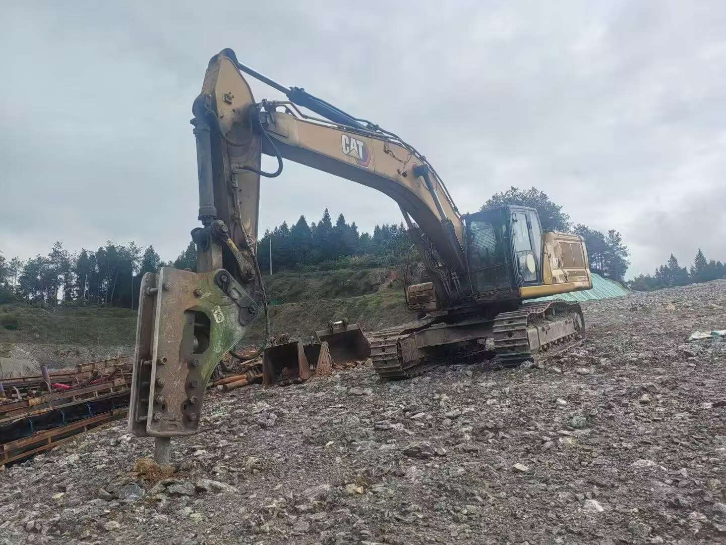 Buy Caterpillar 336E Used Excavator / 2 Buy Caterpillar 336E Used Excavator / 2