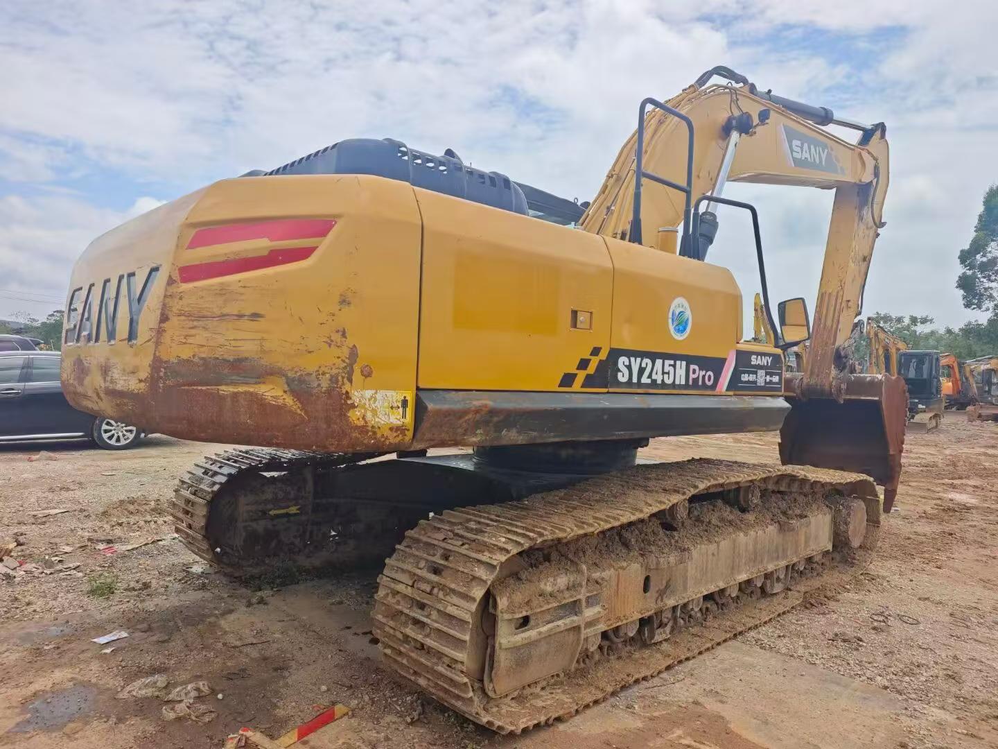Buy Sany SY245H Used Excavator / 3 Buy Sany SY245H Used Excavator / 3