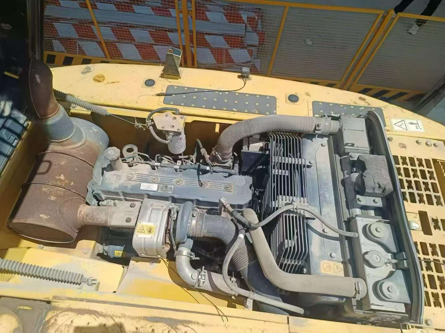 Buy Komatsu PC200 Used Excavator / 4 Buy Komatsu PC200 Used Excavator / 4