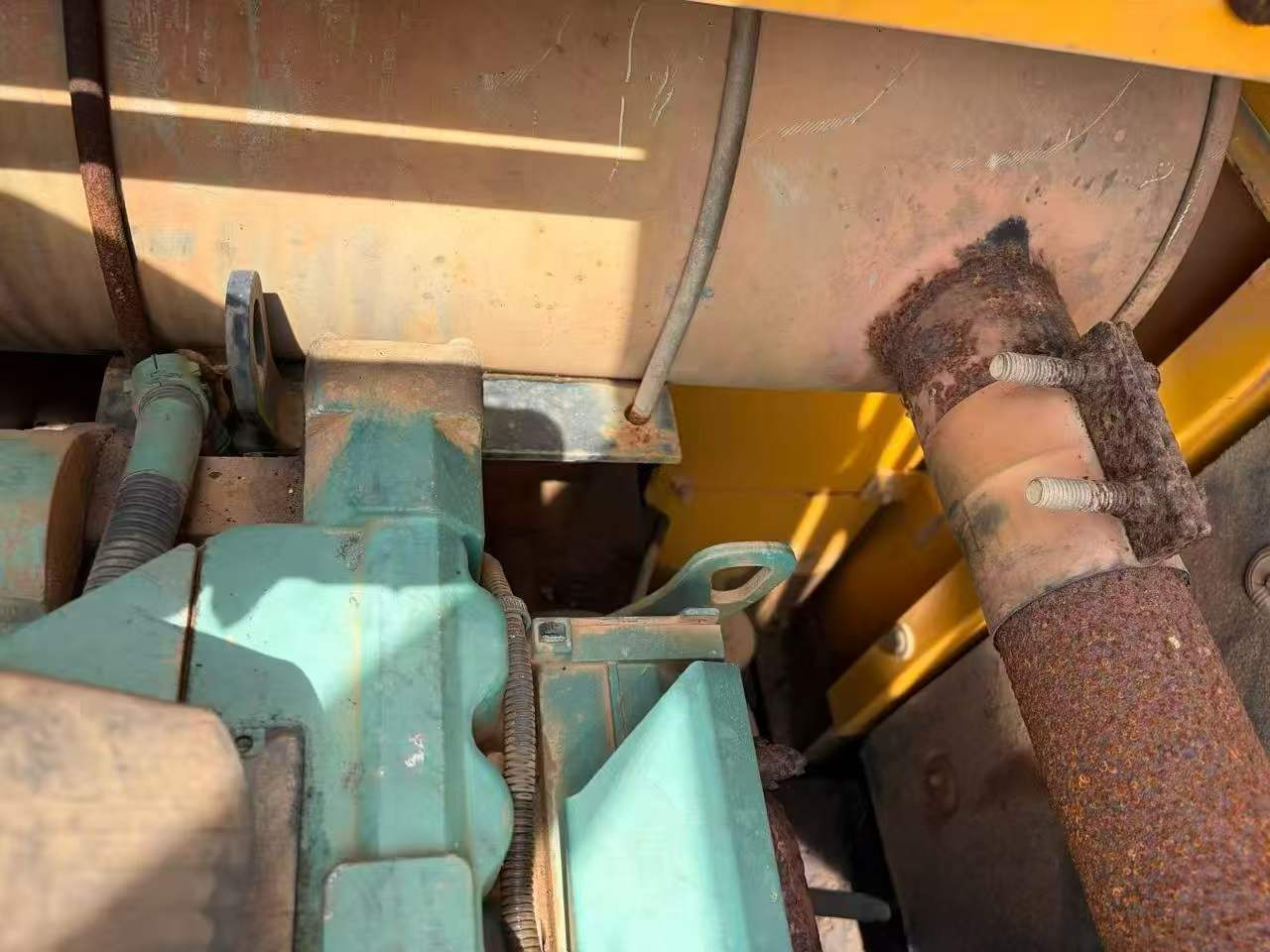 Buy Volvo EC210B Used Excavator / 4