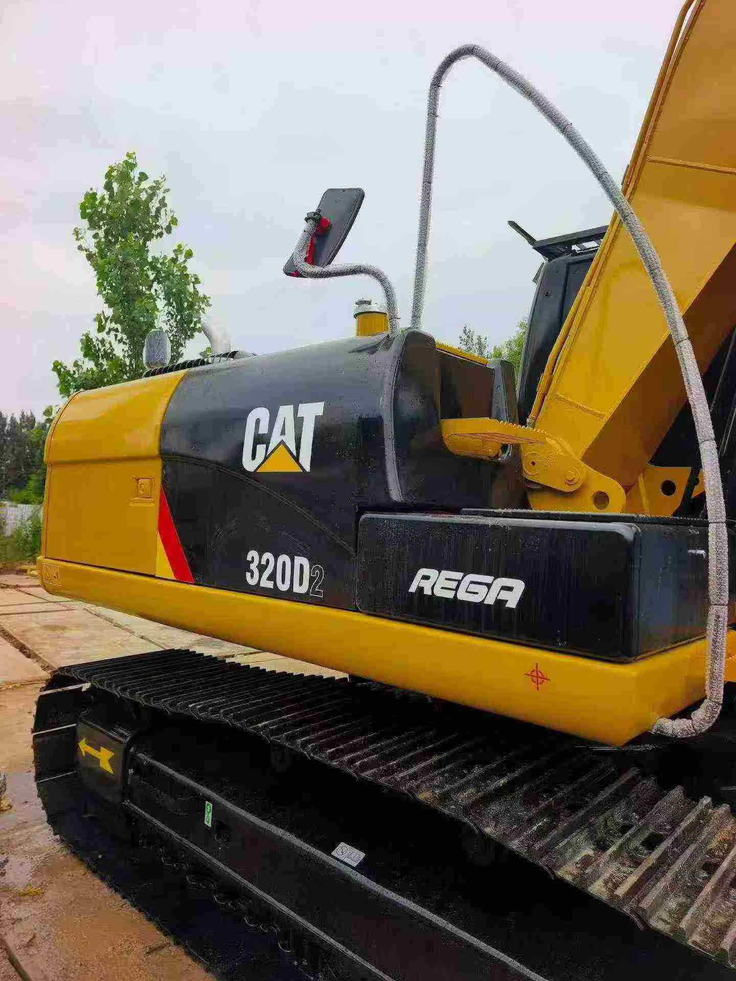 Buy Caterpillar 320D Used Excavator / 7
