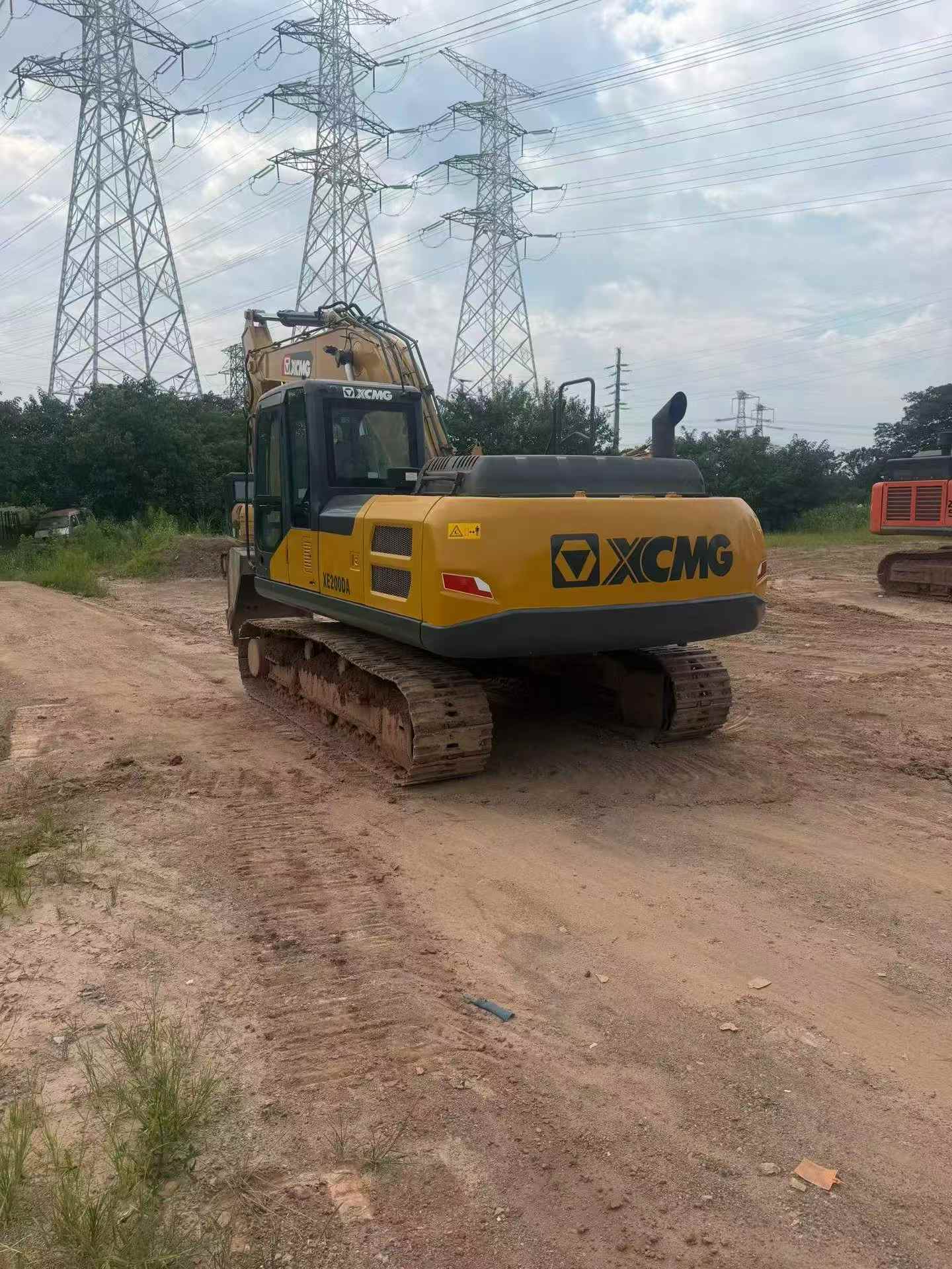 Buy XCMG XE200 Used Excavator / 3