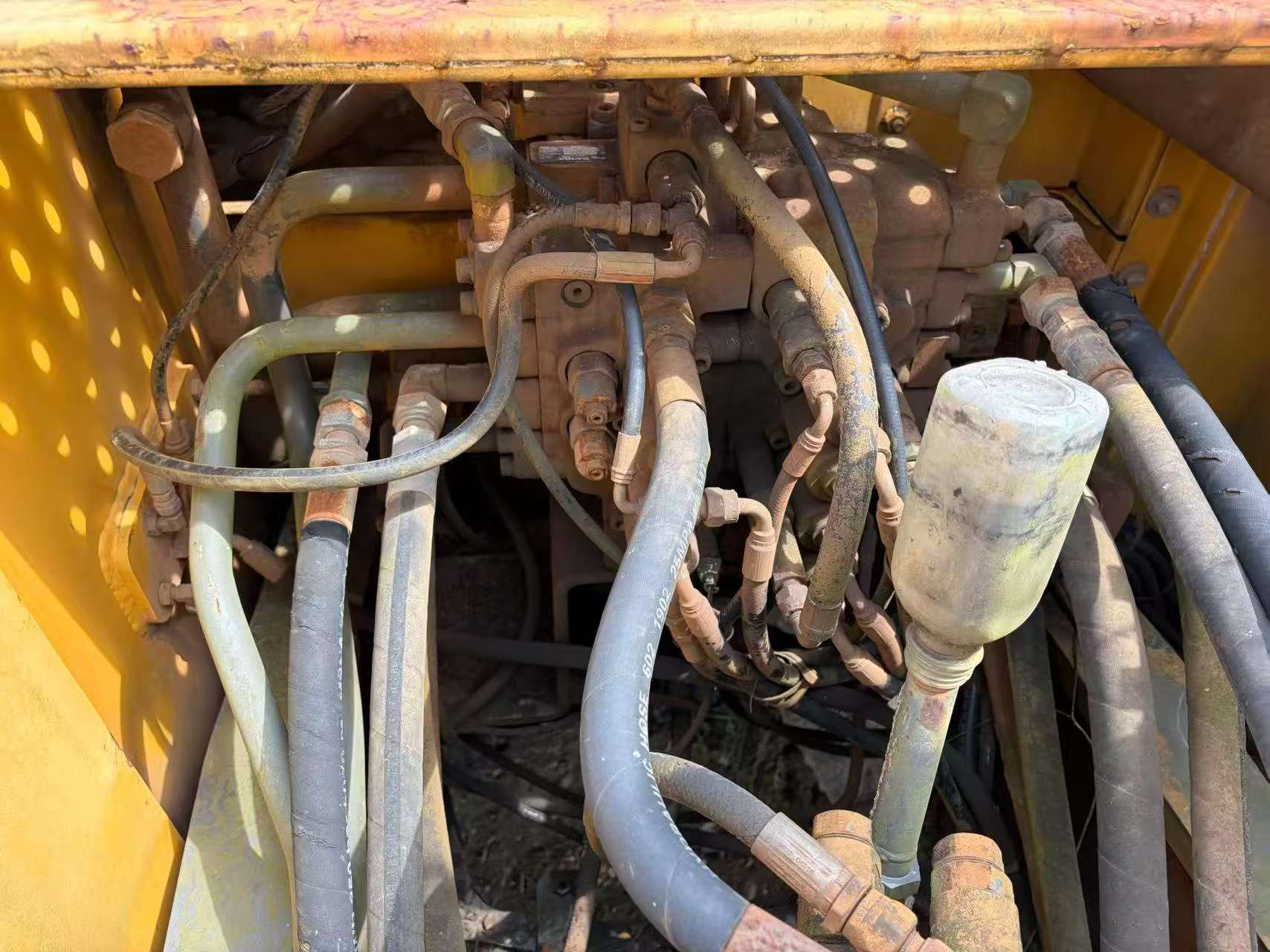 Buy Volvo EC210B Used Excavator / 7