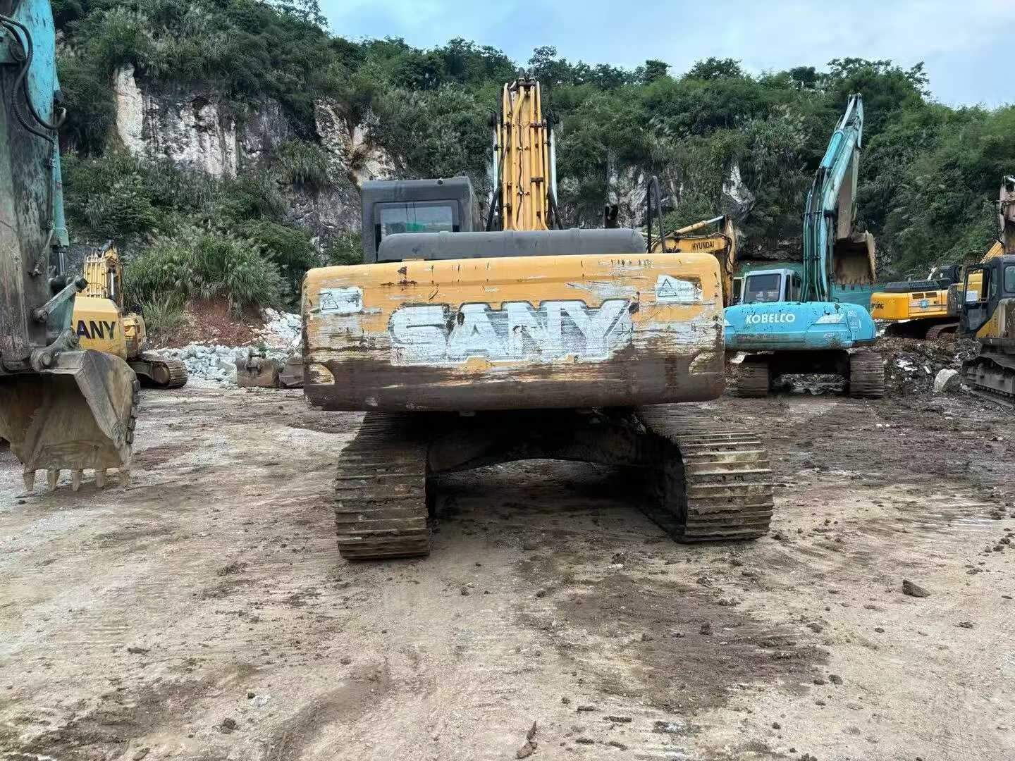 Buy Sany SY225C-8 Used Excavator / 5 Buy Sany SY225C-8 Used Excavator / 5